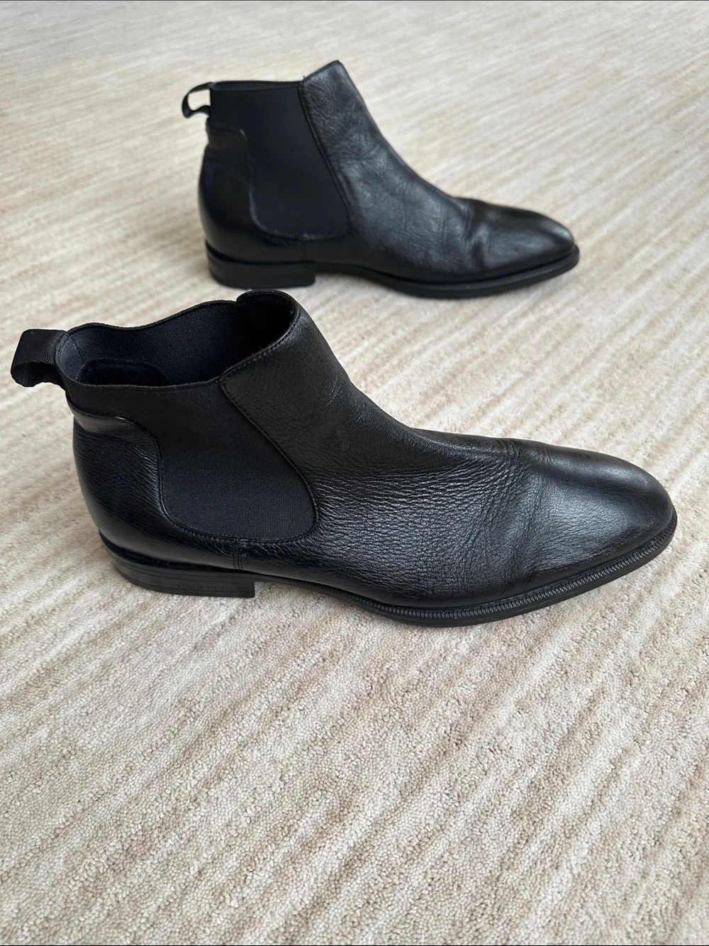 EUC Kenneth Cole Tully Chelsea Boot Black Leather Pebbled Size 11